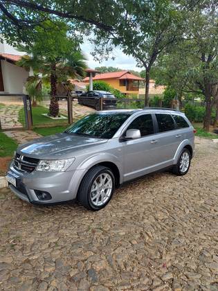 DODGE JOURNEY 3.6 SXT V6 GASOLINA 4P AUTOMÁTICO